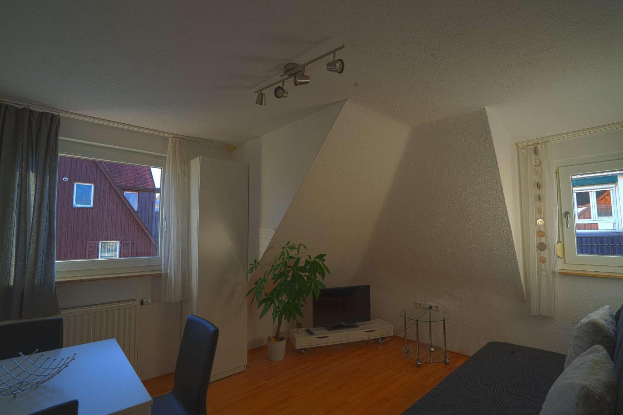 Fewo Reutlingen Heinestrasse Номер фото