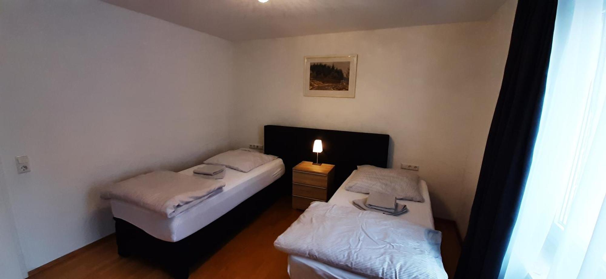 Fewo Reutlingen Heinestrasse Номер фото